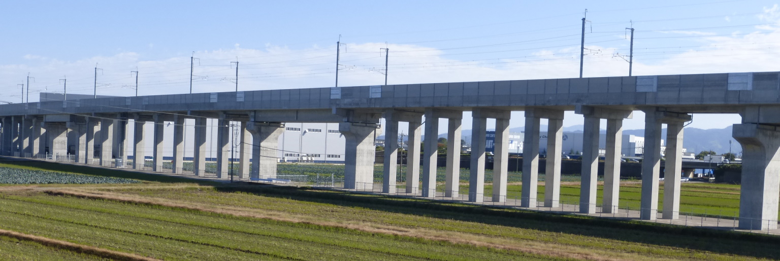 新幹線高架橋